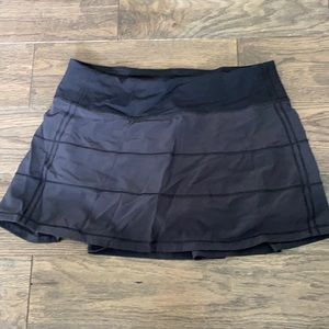 Lululemon pace rival mid rise skirt